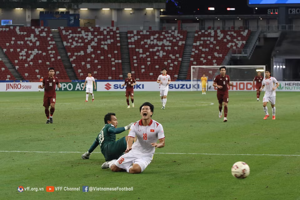 Thái Lan 0-0 Việt Nam (hiệp 1): Quyết chiến vì danh dự -1
