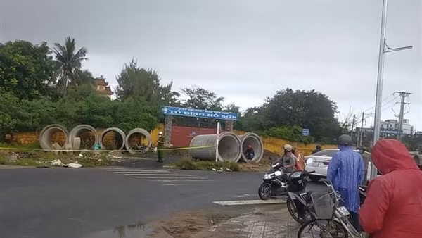 Bố cùng con trai 10 tuổi chết cháy trong nghĩa trang ảnh 3
