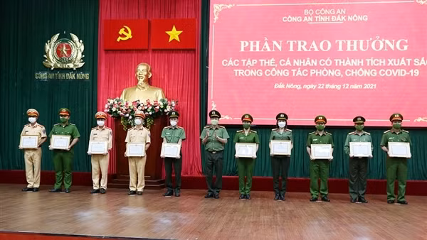 Ra mắt mô hình “Ký túc xá an toàn về an ninh trật tự" ảnh 5