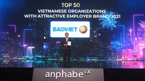Bảo Việt - Nơi làm việc tốt nhất Việt Nam và Thương hiệu nhà tuyển dụng hấp dẫn năm 2021 do Anphabe công bố