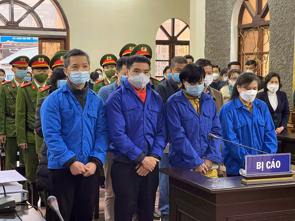 Xét xử sơ thẩm sai phạm về đấu thầu tại Sở Y tế Sơn La -0
