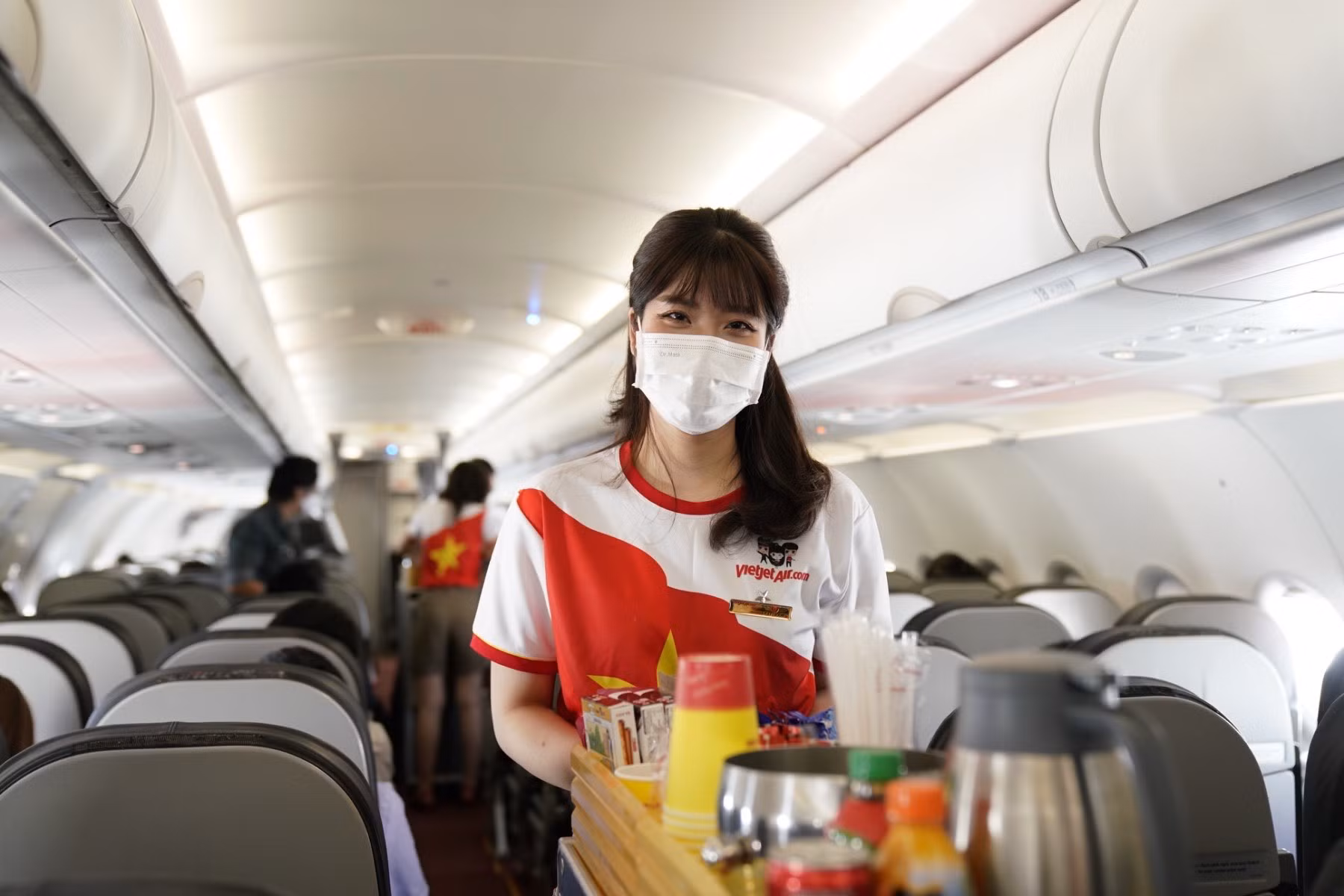 Việc mở đường bay quốc tế: Thống nhất được với nước nào, phân bổ slot ngay đường bay đó -0