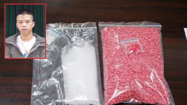 Hai anh em mua 9,3kg ma tuý đá từ Sơn La về Hà Nội bán kiếm lời ảnh 4