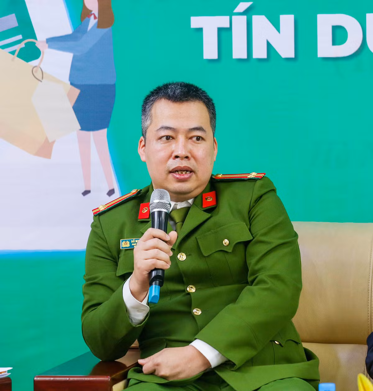Giao lưu trực tuyến: “Đẩy lùi “tín dụng đen”, tăng cường tín dụng chính thức