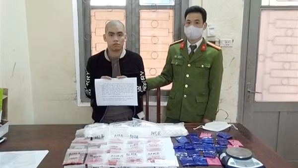 Nhóm thanh thiếu niên thuê nhà trọ chơi ma túy ảnh 2