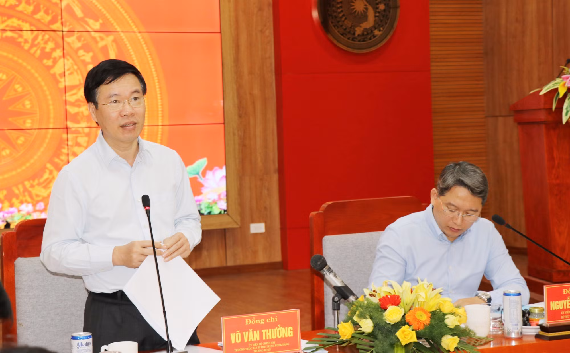 Đồng chí Võ Văn Thưởng làm việc với Ban Thường vụ Tỉnh ủy Khánh Hòa -0