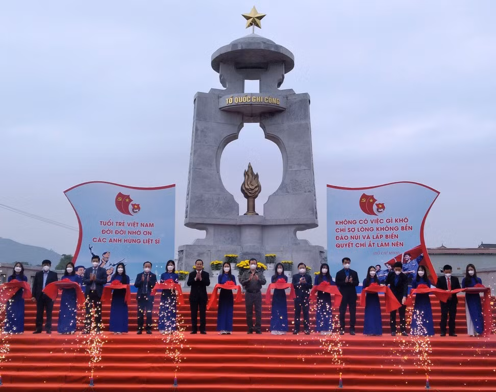 Khánh thành khu tưởng niệm Đại đội Thanh niên xung phong C283 -0
