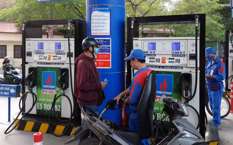 Đề xuất giải pháp tháo gỡ khó khăn cho doanh nghiệp kinh doanh xăng dầu -0