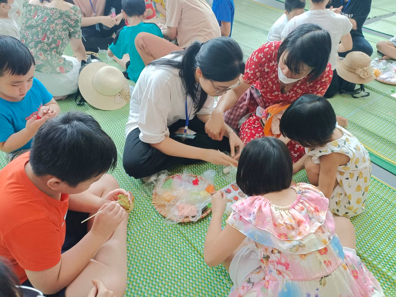 Lan tỏa giá trị văn hóa truyền thống qua đồ chơi dân gian -0