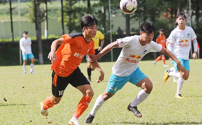 Bóng đá chuyên nghiệp trong bao cấp -0