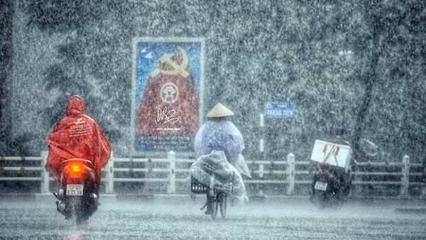 Miền Bắc mưa to, Nam Bộ trong ngày có nắng đan xen
