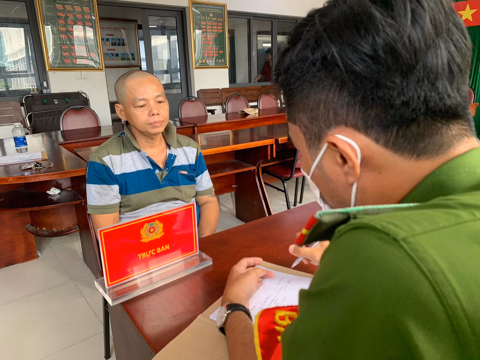 Bắt đối tượng nghiện ma túy gây ra hàng loạt vụ trộm đồng hồ nước -0
