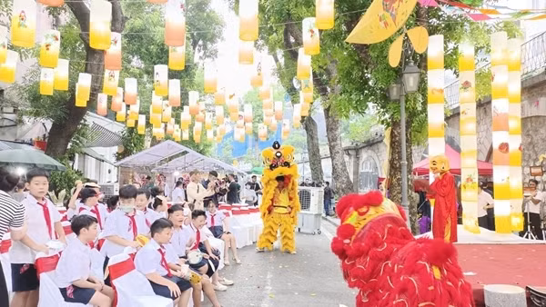 Khai hội Trung thu Phố cổ năm 2022