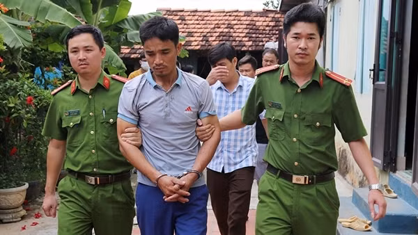Bắt khẩn cấp kẻ sát hại thiếu nữ rồi giấu xác ven đường