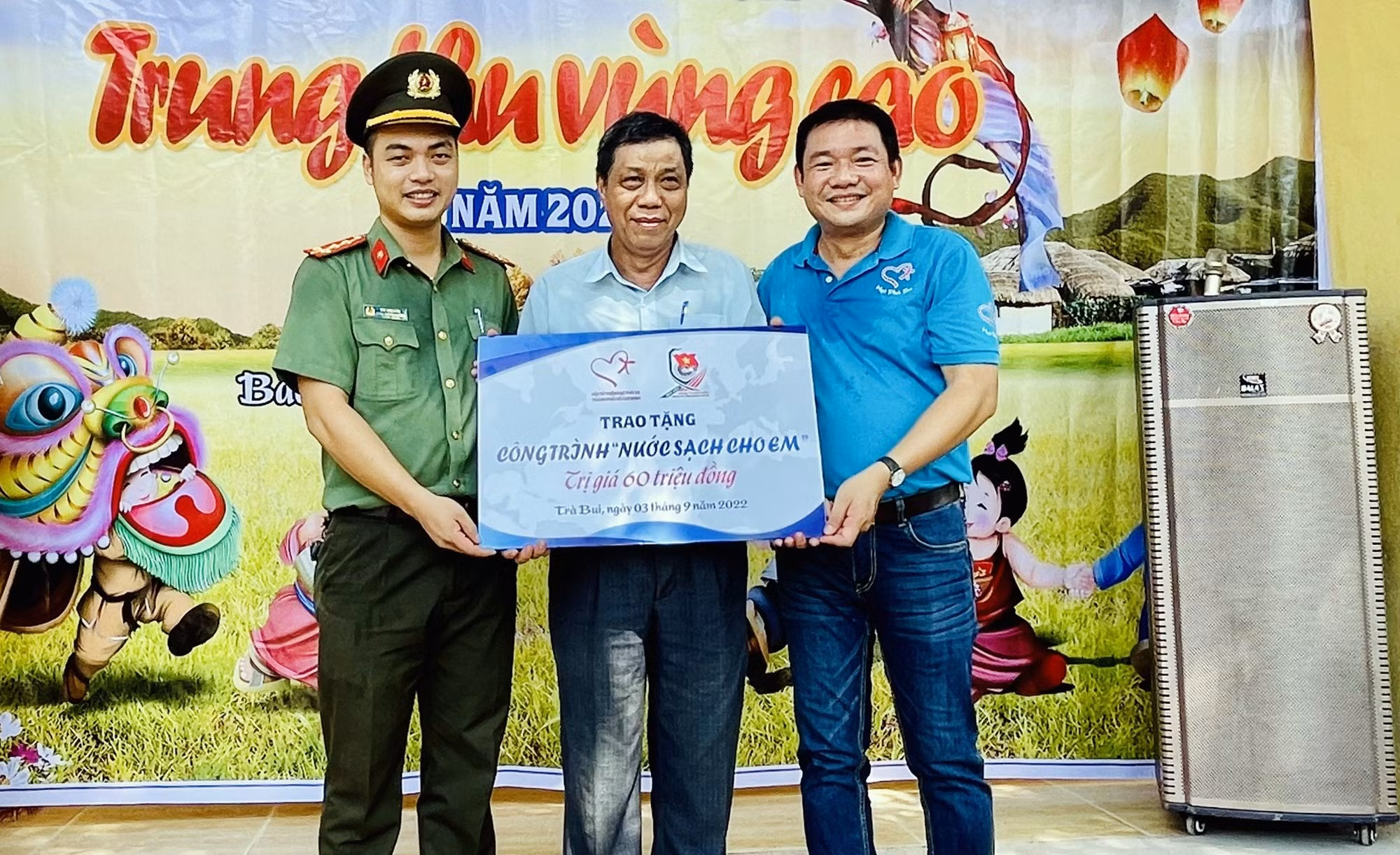Mang Trung thu yêu thương đến với vùng cao xứ Quảng -0
