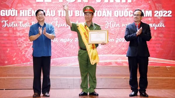 Gặp Trung tá hình sự 67 lần hiến máu cứu người