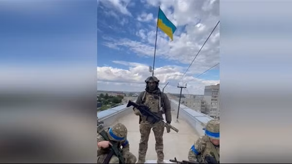 Ukraine giành lại thành phố chiến lược từ Nga