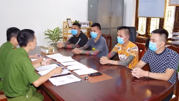 Giáo viên bị cưỡng đoạt tài sản vì con vay nợ