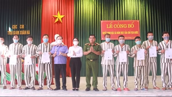 Các trại giam công bố quyết định đặc xá của Chủ tịch nước