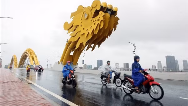 Hà Nội nắng nóng, Đà Nẵng đến Nam Bộ mưa to