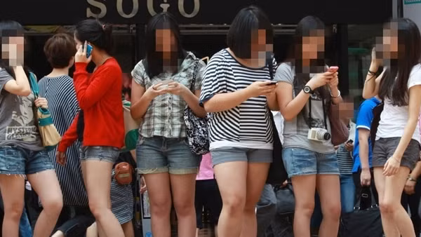 Những trò kiếm tiền “bẩn” trên TikTok