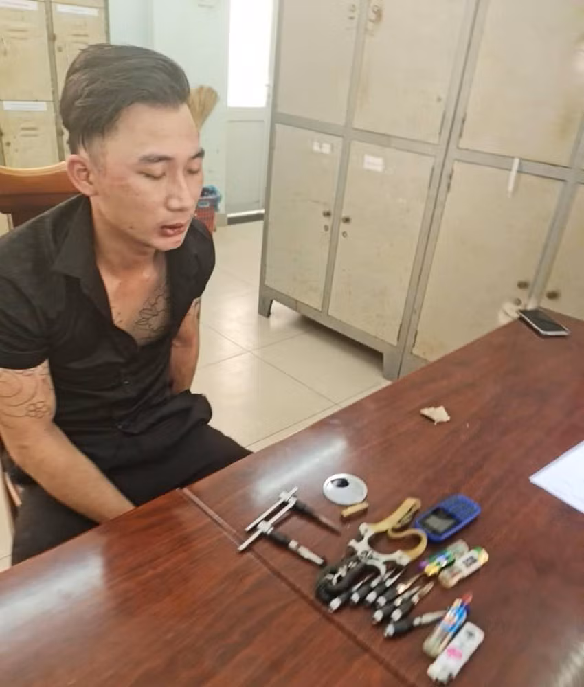Bắt đối tượng cùng đồng bọn gây ra hàng chục vụ trộm -0