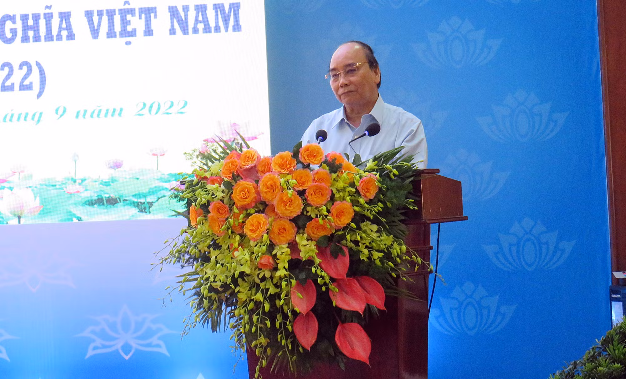 Chăm lo ngày càng tốt hơn cho nhân dân cả về vật chất và tinh thần -0