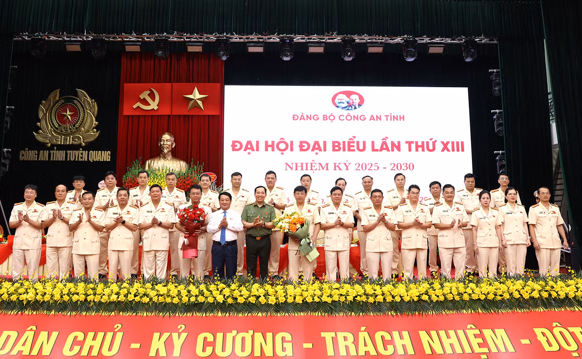Tuyến đầu thầm lặng, điểm tựa bình yên -0