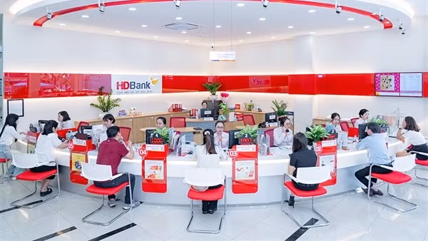 Đẩy mạnh kinh doanh số, HDBANK báo lãi 6 tháng 10.068 tỷ đồng, ROE lên tới 26,5%