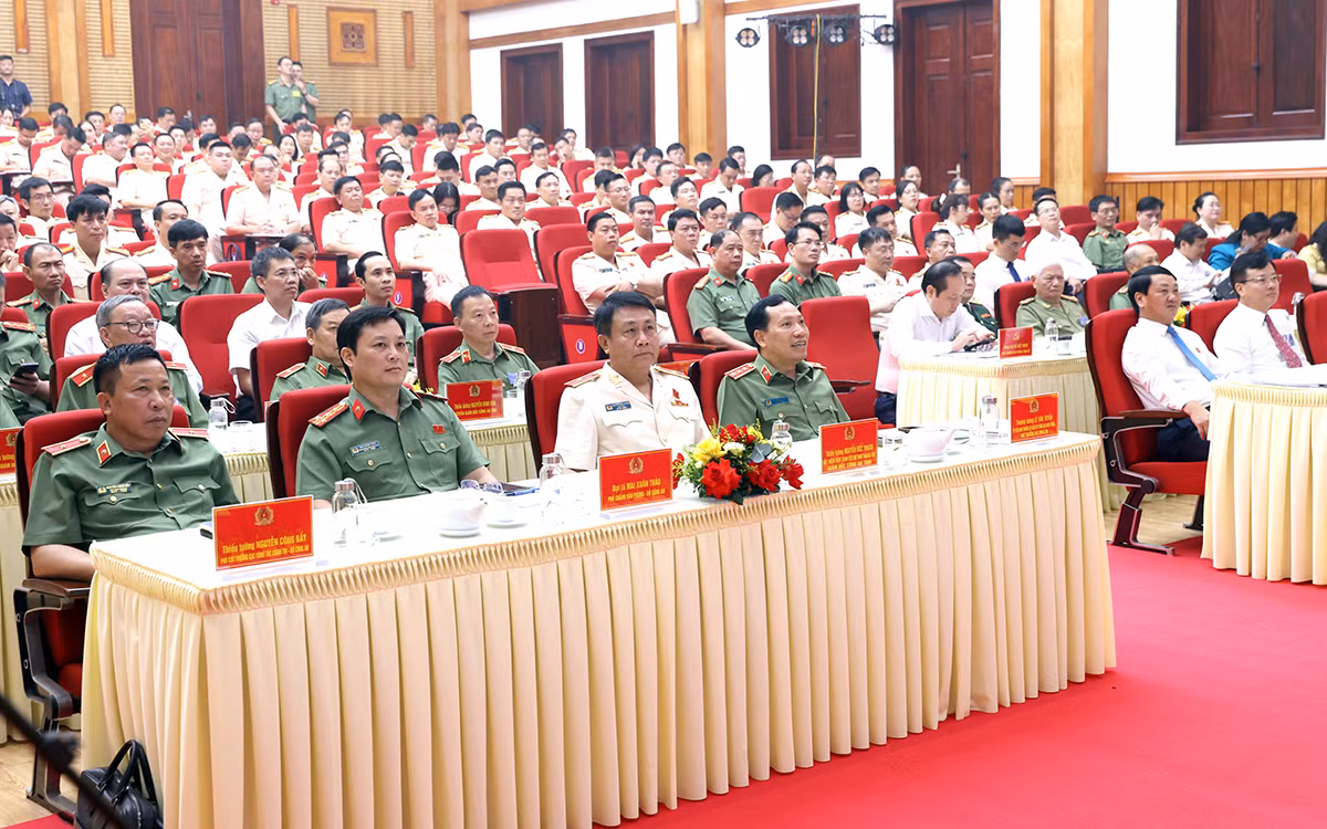 Tuyến đầu thầm lặng, điểm tựa bình yên -0