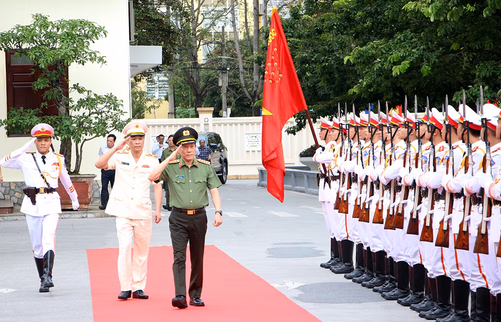 Phòng Cảnh sát điều tra tội phạm về ma tuý, Công an tỉnh Thanh Hoá đón danh hiệu Anh hùng Lực lượng vũ trang nhân dân -0