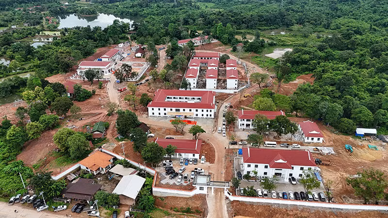 Bộ trưởng Lương Tam Quang dự lễ bàn giao Trung tâm cai nghiện ma tuý tại Lào -0
