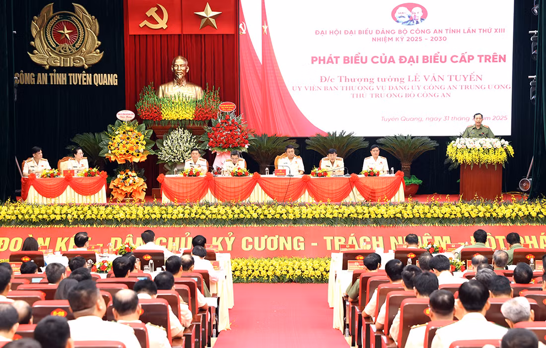 Tuyến đầu thầm lặng, điểm tựa bình yên -0