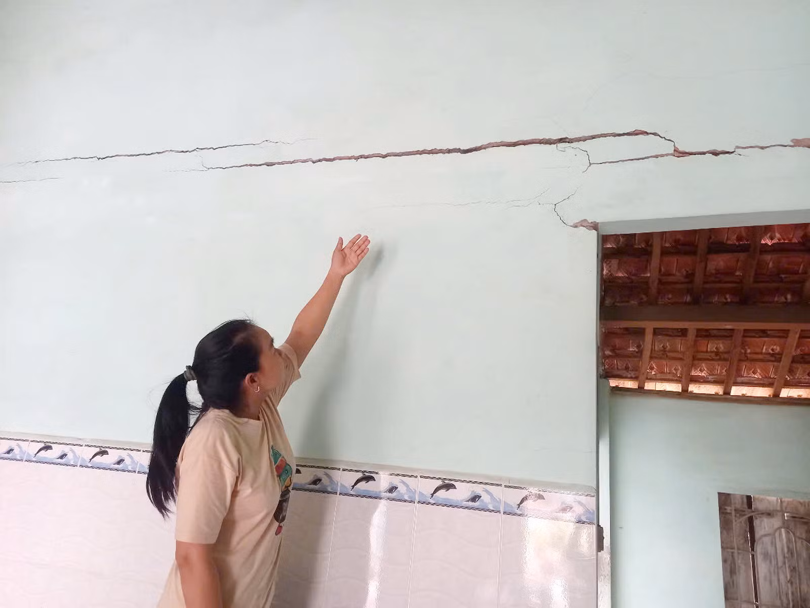 Tập trung giám định thiệt hại nhà dân hư hỏng trong thi công hai đoạn đường bộ cao tốc phía Đông Đắk Lắk -0