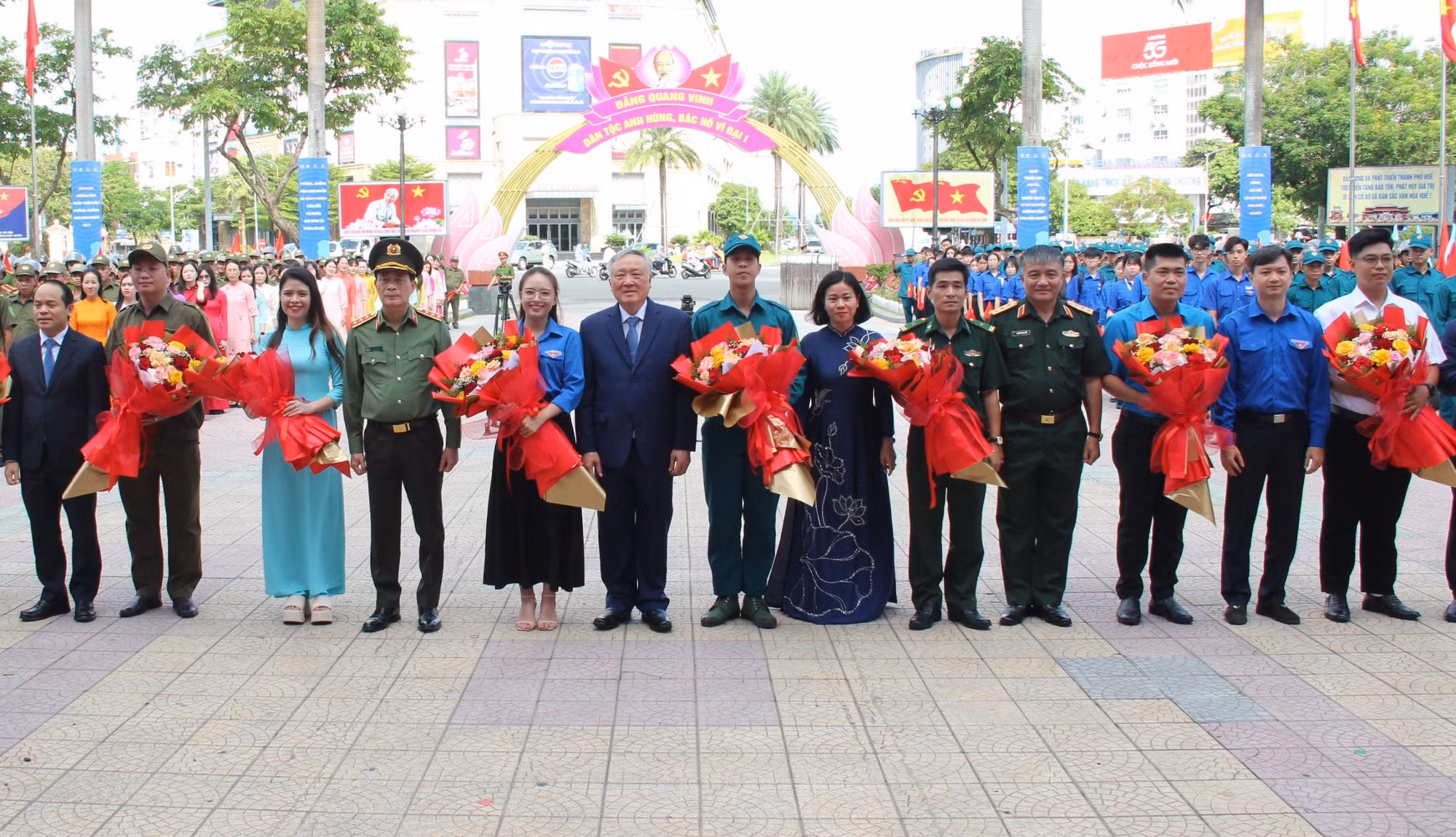 Tội phạm mua bán người có xu hướng chuyển dịch sang không gian mạng, sử dụng công nghệ cao để dụ dỗ nạn nhân -0