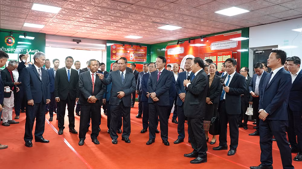 Bộ trưởng Lương Tam Quang dự lễ khai trương Hệ thống căn cước công dân Lào -0