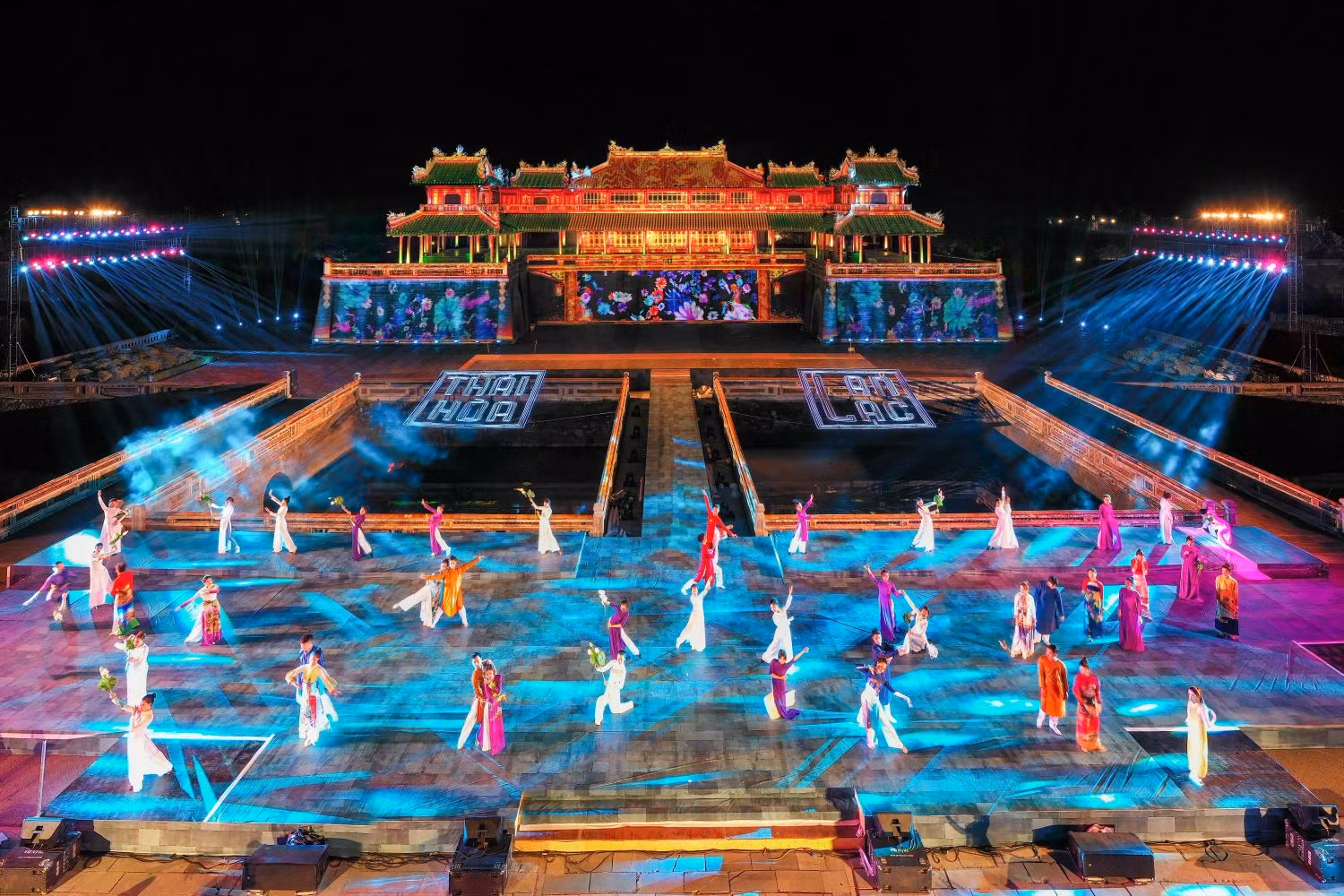 Đặc sắc chương trình nghệ thuật khai màn Tuần lễ Festival Huế 2022 -1