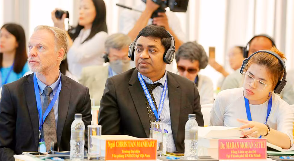 Hội thảo khoa học quốc tế “Danh nhân Nguyễn Đình Chiểu trong thời đại ngày nay” -1