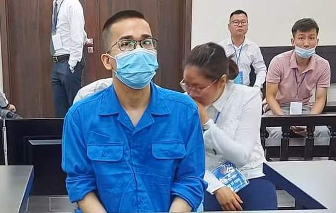 Nhóm tổ chức và môi giới cho người nước ngoài ở lại Việt Nam trái phép lĩnh án -0