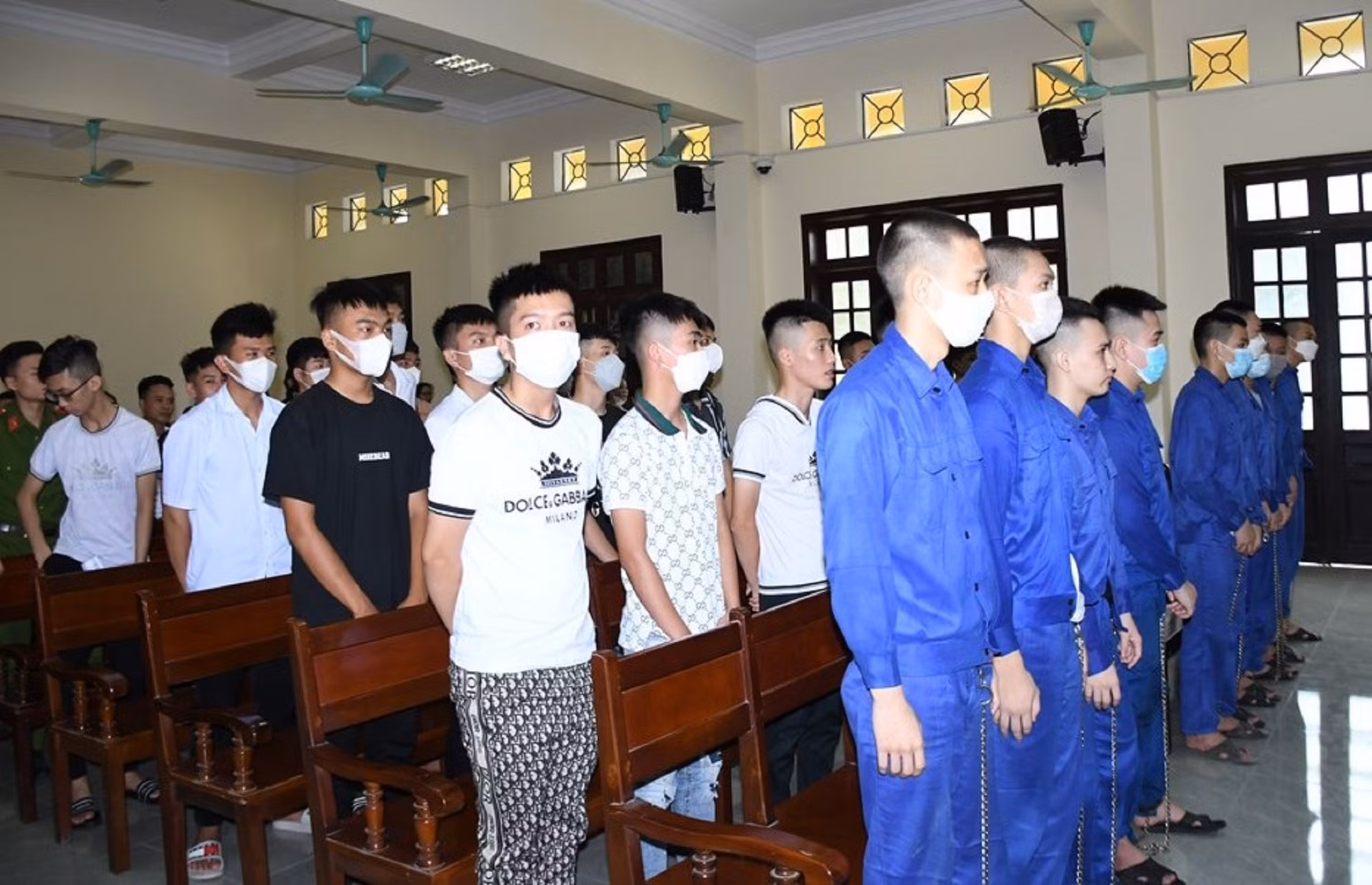 10 bị cáo độ tuổi vị thành niên ở Hải Phòng “ra vành móng ngựa” -0
