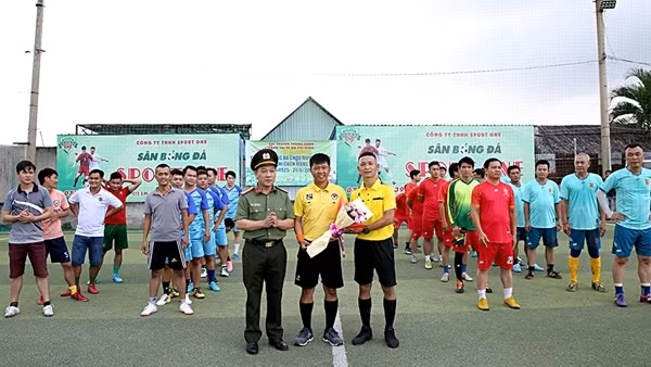Giao lưu bóng đá nhân Kỷ niệm 97 năm ngày Báo chí Cách mạng Việt Nam