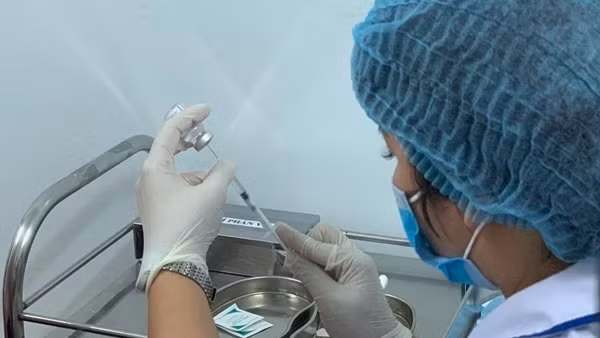Đối tượng nào sẽ tiêm vaccine phòng COVID-19 mũi 3, mũi 4? ảnh 3