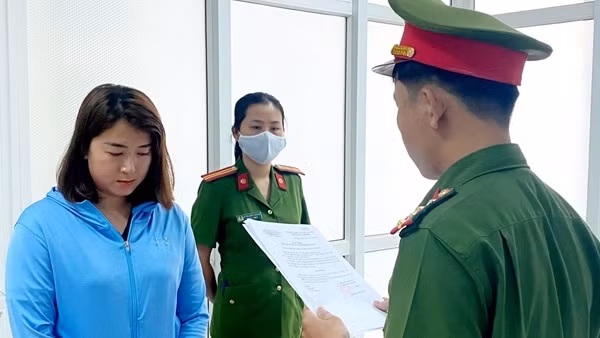 Mất tiền vì đi viếng đền gặp… “nữ quái” ảnh 2