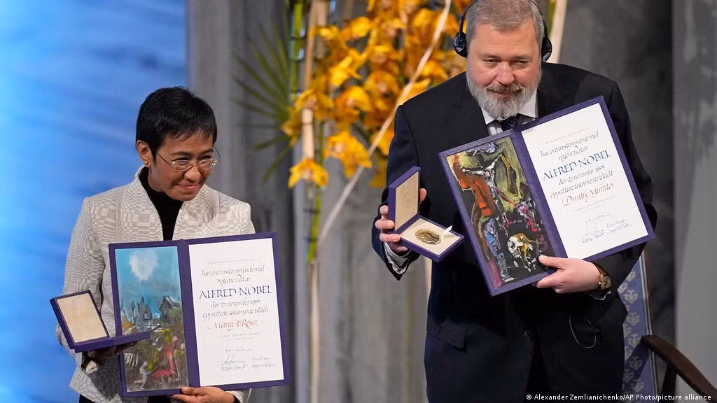 Nhà báo Nga bán huy chương Nobel lấy 103 triệu USD giúp trẻ em Ukraine -0