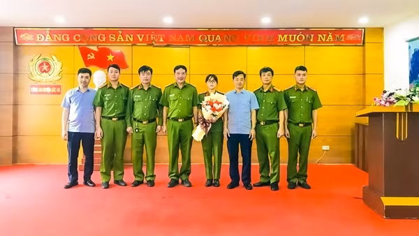 Anh_3_dong_chi_Nguyen_Duy_Hoa_Ti-1656502508021.JPG