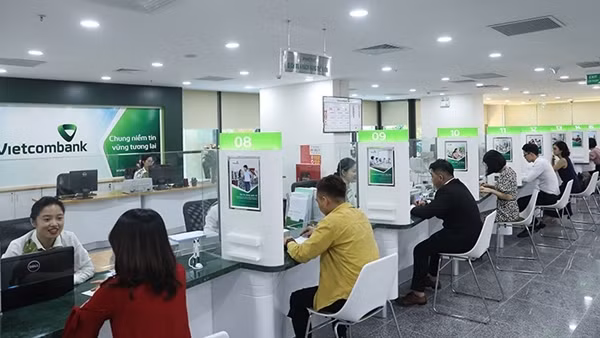 Xăng dầu giảm giá sâu, tín hiệu tích cực đối với người dân và doanh nghiệp ảnh 3