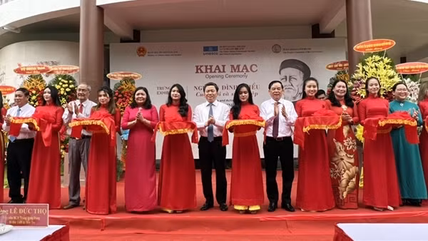 Hội thảo khoa học quốc tế: Danh nhân Nguyễn Đình Chiểu trong thời đại ngày nay ảnh 7