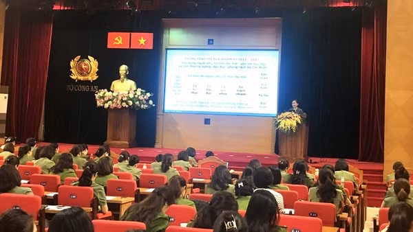 Đưa nội dung của Nghị quyết Đại hội phụ nữ các cấp gắn với nhiệm vụ chính trị các đơn vị