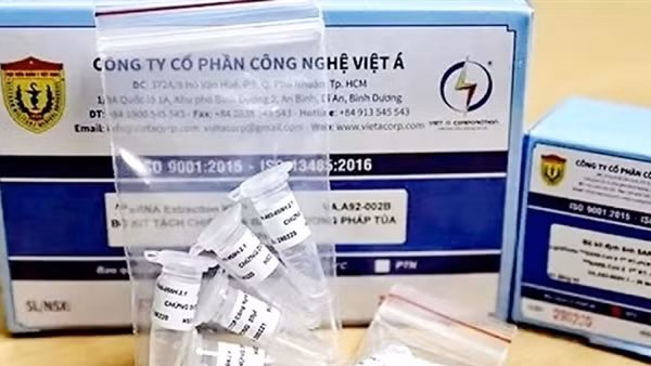 Tạm giam một cán bộ CDC Yên Bái liên quan mua kít xét nghiệm Việt Á ảnh 2