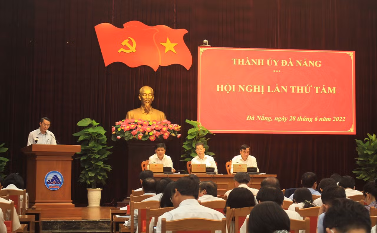 Đà Nẵng: 6 tháng kỷ luật 33 đảng viên vi phạm -0